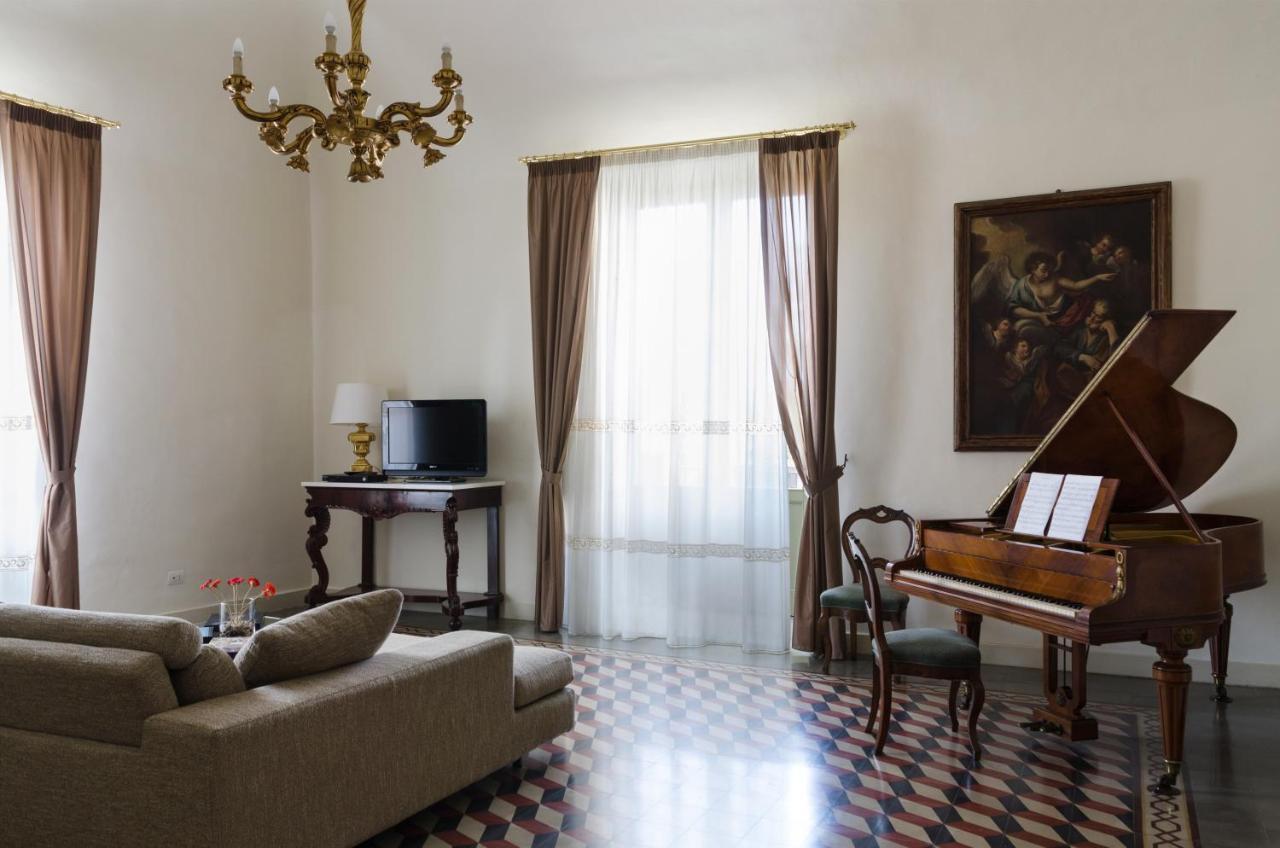 Don Giovanni Charme Apartment คาตาเนีย ภายนอก รูปภาพ