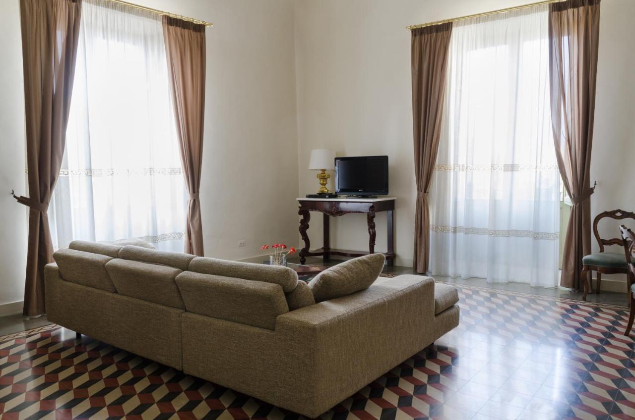Don Giovanni Charme Apartment คาตาเนีย ภายนอก รูปภาพ