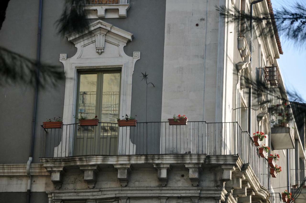 Don Giovanni Charme Apartment คาตาเนีย ภายนอก รูปภาพ
