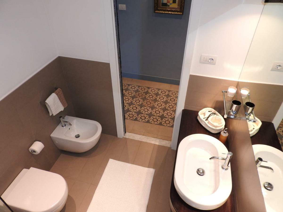 Don Giovanni Charme Apartment คาตาเนีย ภายนอก รูปภาพ